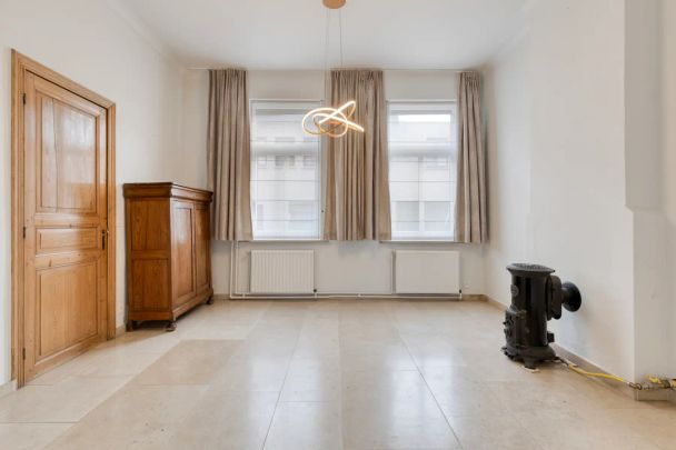 Charmante halfopen bebouwing vlakbij station Wetteren - Photo 1