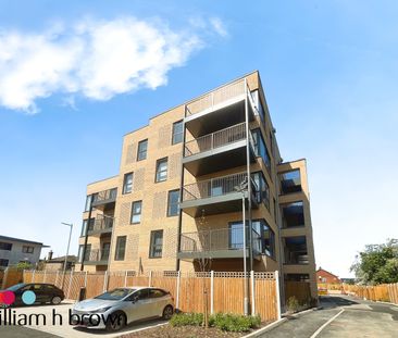High Road, Romford - Photo 1
