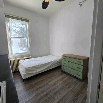 chambre a louer Recherche 50 ans et plus - Photo 1