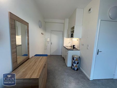 Location Appartement 1 pièce 18m² CALUIRE ET CUIRE 69300 - Photo 3