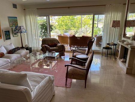 Las Lomas del Marbella Club, Marbella Golden Mile, Marbella, Andalusia 29602 - Photo 2