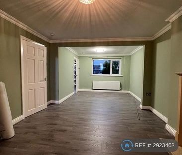 3 bedroom semi-detached house to rent - Photo 2