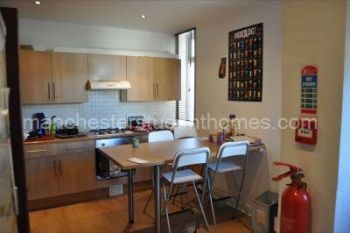 Curzon Avenue, Manchester, M14 5PU - Photo 5