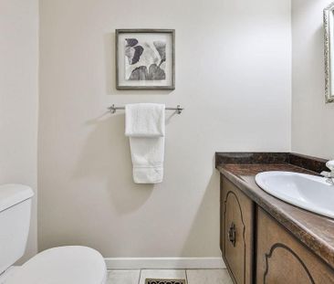 For Lease - 1330 Grand Boulevard, Oakville, Ontario - Photo 3