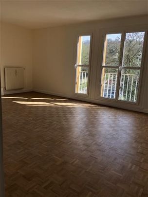 Location Appartement 3 pièces 69m² ORSAY 91400 - Photo 1