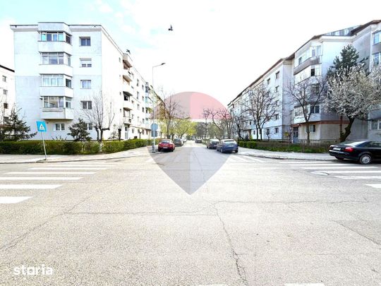 Garsonieră de închiriat în zona Nord strada Călugăreni - Photo 1