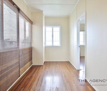 Highset home in convenient Northside location - Photo 4