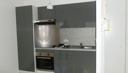 Appartement 2 pièces 30m2 REIMS 480 euros - Photo 3