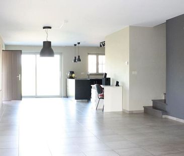 Woning te huur in Hamont voor € 1.450 met 4 slaapkamers - Photo 2