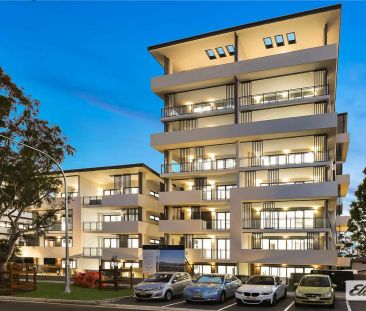 “Penthouse - Pets on Application” - Photo 1