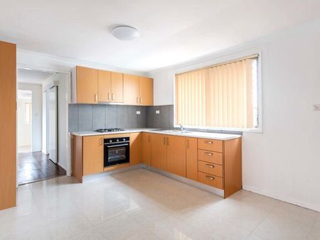 Tidy Two Bedroom Home in Convenient Location - Photo 2