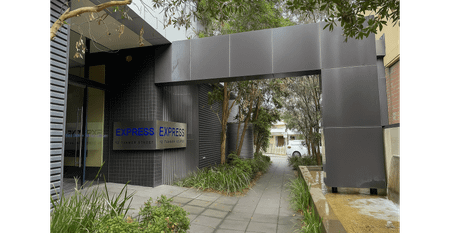 Light, Lifestyle, and Location — Richmond’s Best Awaits - Photo 2