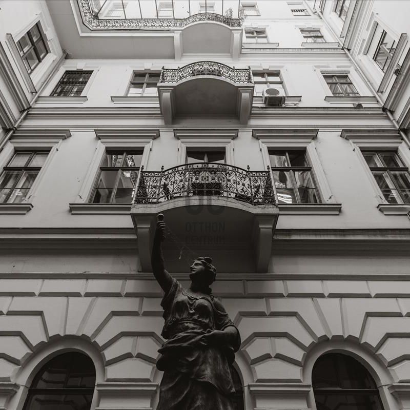 Kiadó újszerű állapotú lakás - Budapest VI. kerület - Photo 1
