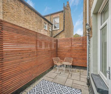2 bedroom terraced house to rent - Photo 1
