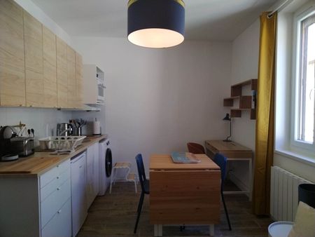 Apartment - Photo 2