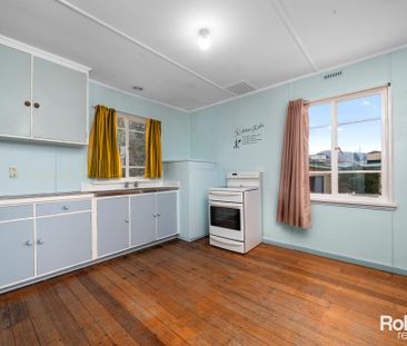 Sunny Three Bedroom Home in Risdon Vale - Photo 1