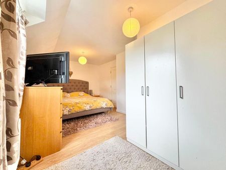 4 bedroom townhouse to rent - Photo 3