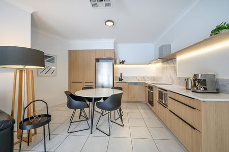 Twin Waters - Photo 3