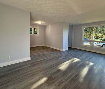 1259 Marenger Street, Convent Glen, Ottawa, ON - Photo 4