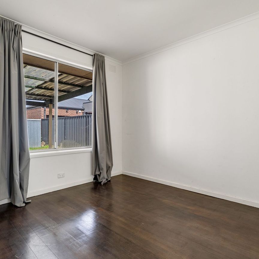 15 Beacon Hills Crescent CRAIGIEBURN - Photo 1