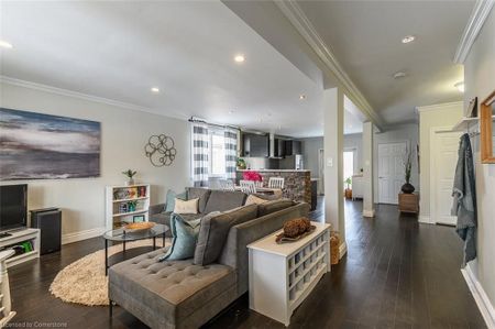 For Lease - 376 Talbot Street Unit# Upper, Hamilton, Ontario - Photo 2