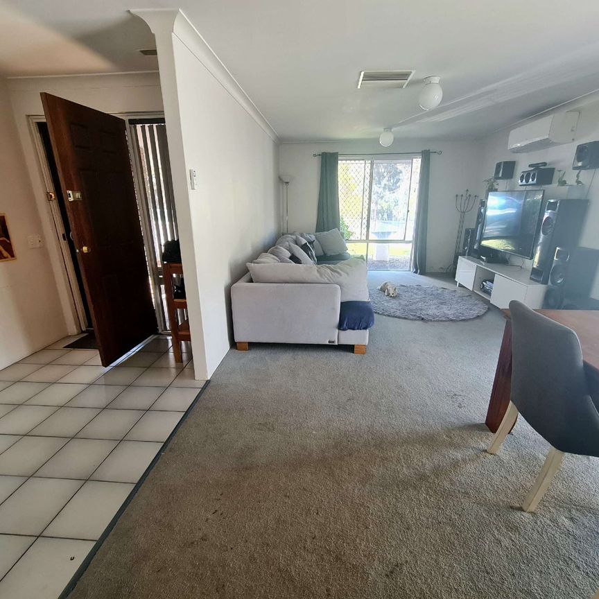 Karrinyup - Photo 1