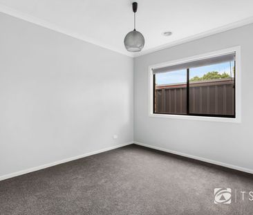 8 Drechsler Street, 3550, Flora Hill Vic - Photo 1