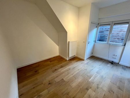 Recent gerenoveerd appartement met 4 slaapkamers te huur! - Foto 4