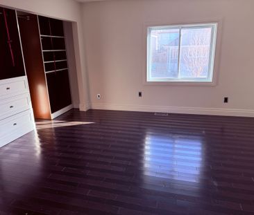 For Lease - 97 Rita Avenue, Meadowlands - Crestview and Area, Ontario - Photo 4