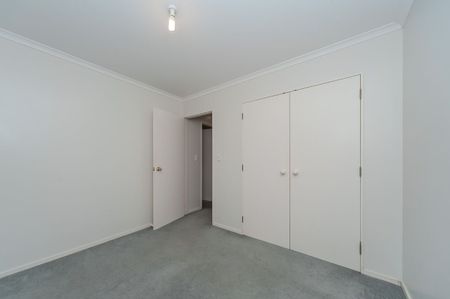 Wadestown 3-bedroom home - Photo 4