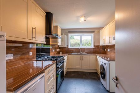 88P - Hillpark Wood, Edinburgh, EH4 7TA - Photo 3
