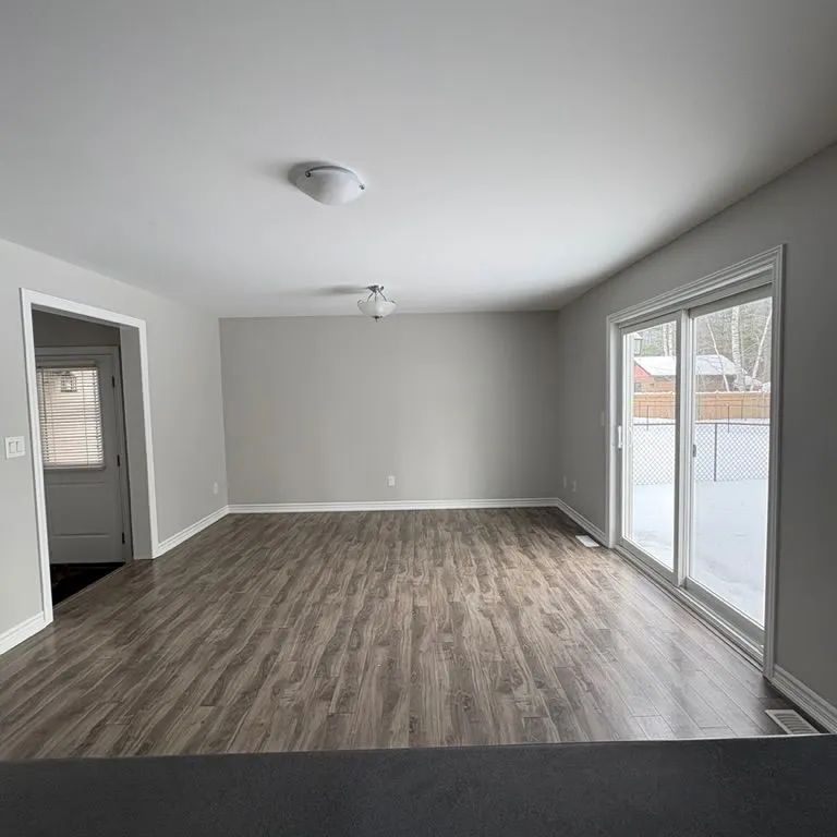 1803 River Road W #B - Photo 1