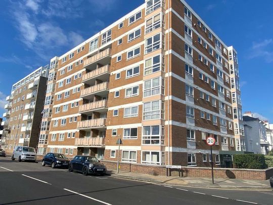 Albany Towers, St Catherines Terrace, Hove - Photo 1