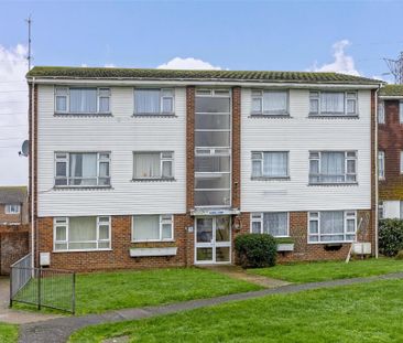 1 bedroom ground floor flat to rent - Photo 3