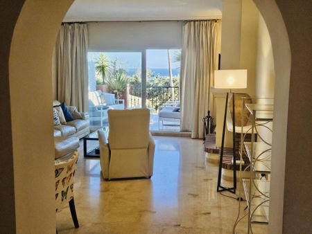 Luxury Flat for rent in Estepona, Spain - Photo 3