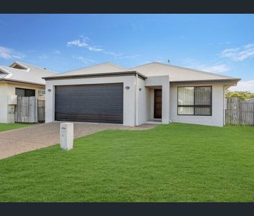 Modern Family Home in Sough after Douglas! - Photo 6