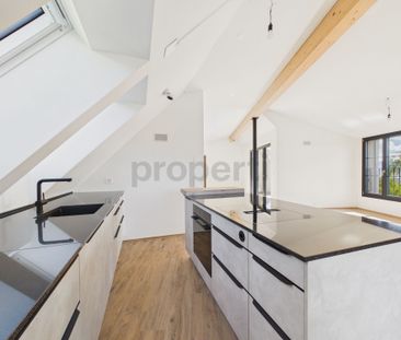 Attikawohnung direkt am Waldrand mit Zürichseeblick, Minergie-Stand... - Photo 2