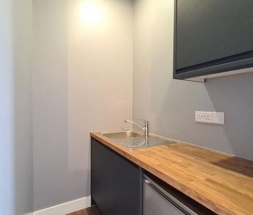 House share to rent - Photo 3