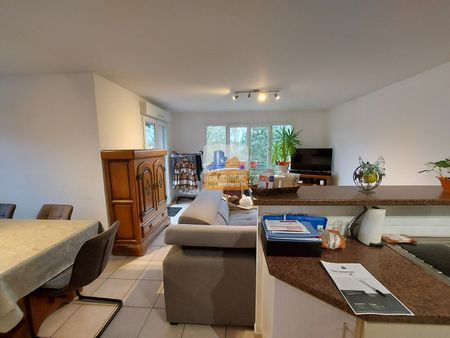 Location Appartement 4 pièces 78m² - Photo 4