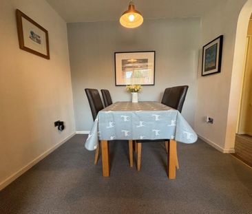 3 bedroom semi-detached house to rent - Photo 2