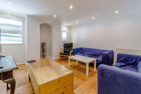Room in a Shared House, Knatchbull Road, SE5 - Photo 5