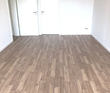 Schöne 3-Raumwohnung mit Balkon – Wird frisch für sie renoviert! Ab... - Photo 4