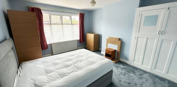 Room in a Shared House, Dovercourt Avenue, CR7 - Photo 2