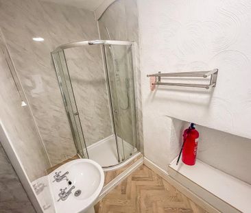 1 bedroom in a house share to rent - Photo 6