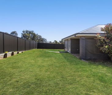 Modern Four Bedroom Family Home - Photo 1
