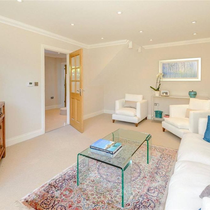 4 bedroom detached house to rent - Photo 1