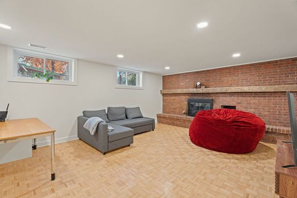 For Lease - 275 Crocus Avenue, Alta Vista and Area, Ontario - Photo 1