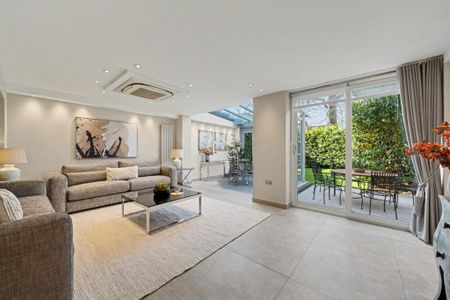 4 bedroom semi-detached house to rent - Photo 2