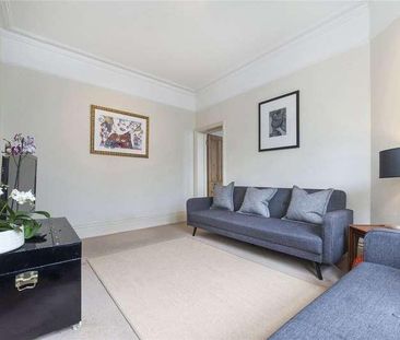 Charing Cross Road, Covent Garden, London, WC2H - Photo 2