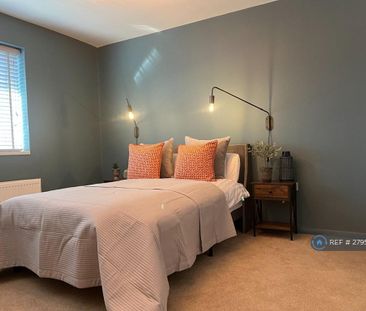 1 bedroom in a house share to rent - Photo 1